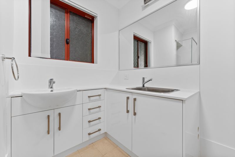 Ground Floor Apartment in Great Location.