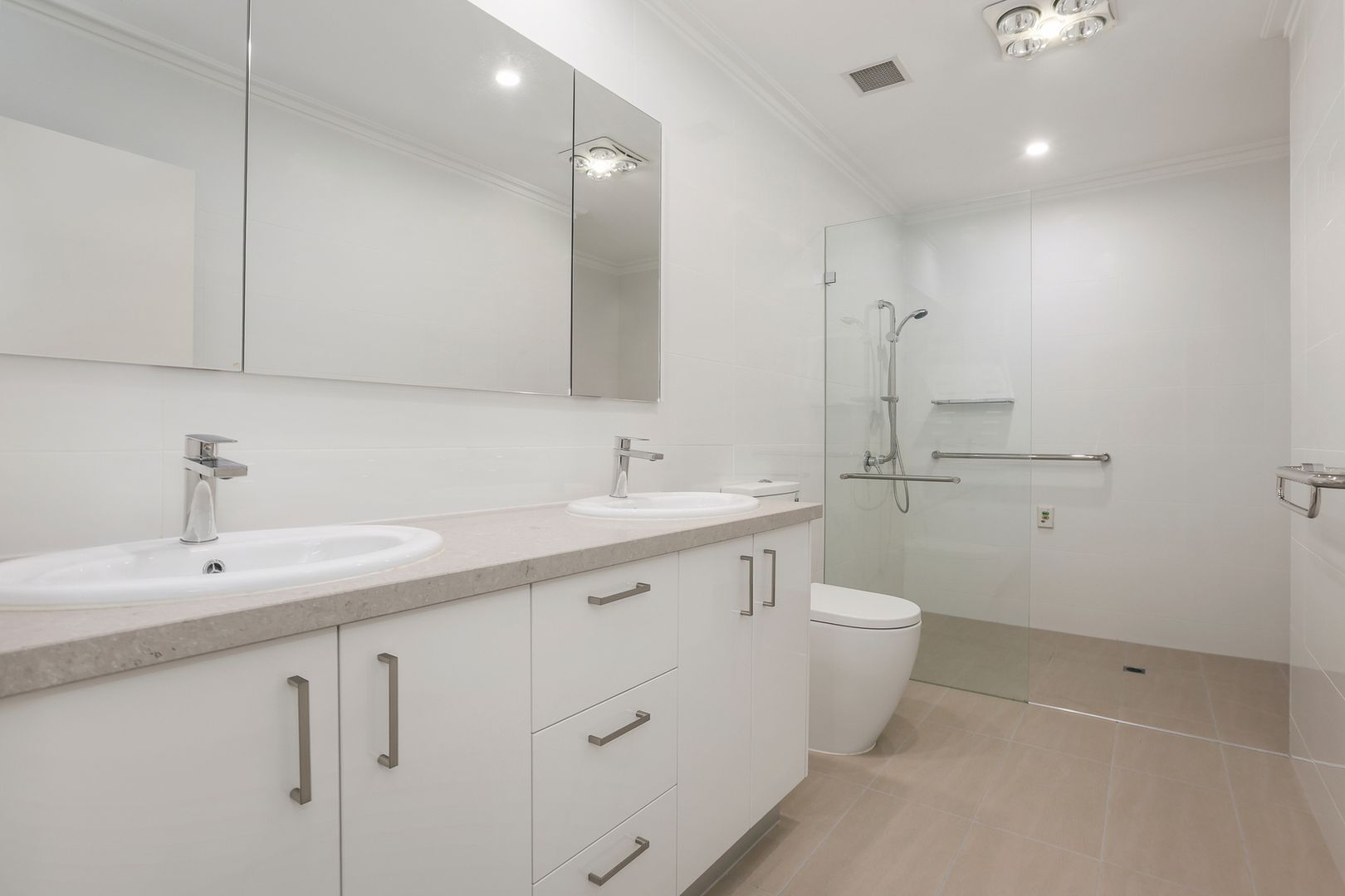 Premium two-bedroom apartment with beautiful east-facing garden views