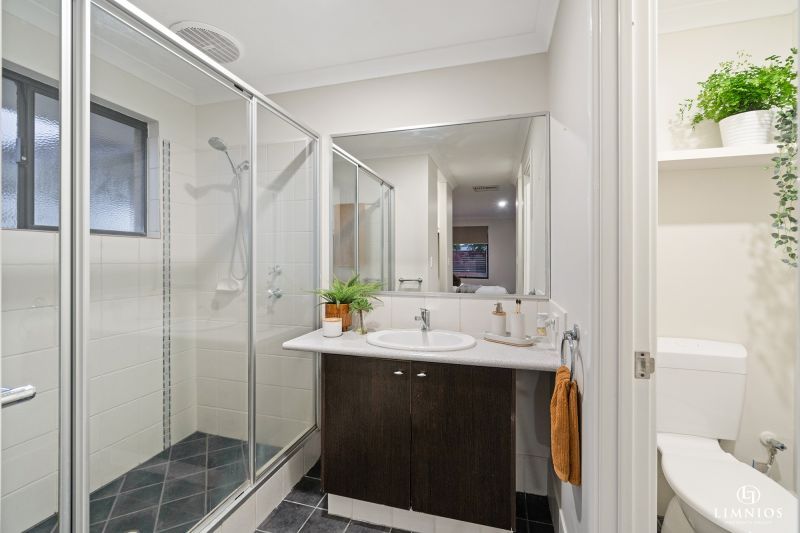 Super Spacious Family Living!