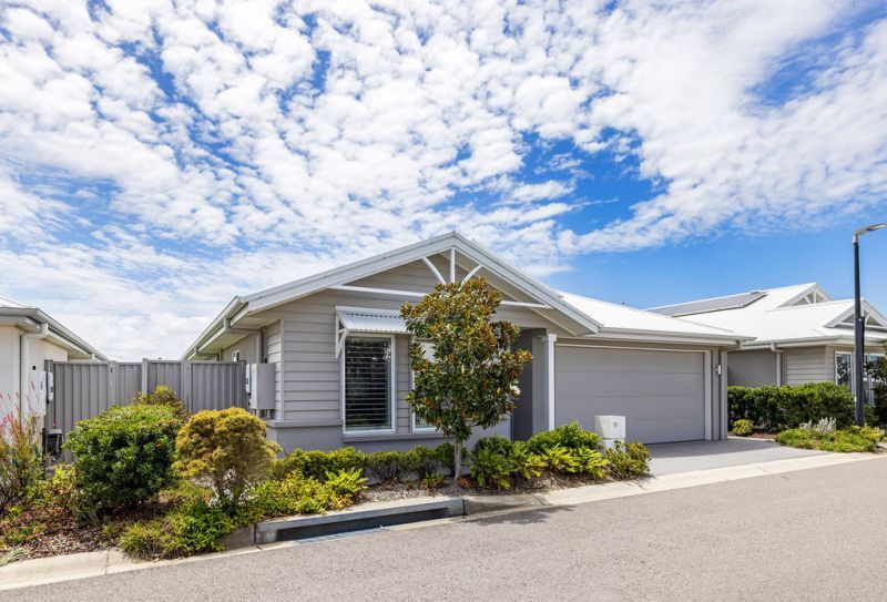 Elegant Three Bedroom Home + Beautiful Gardens