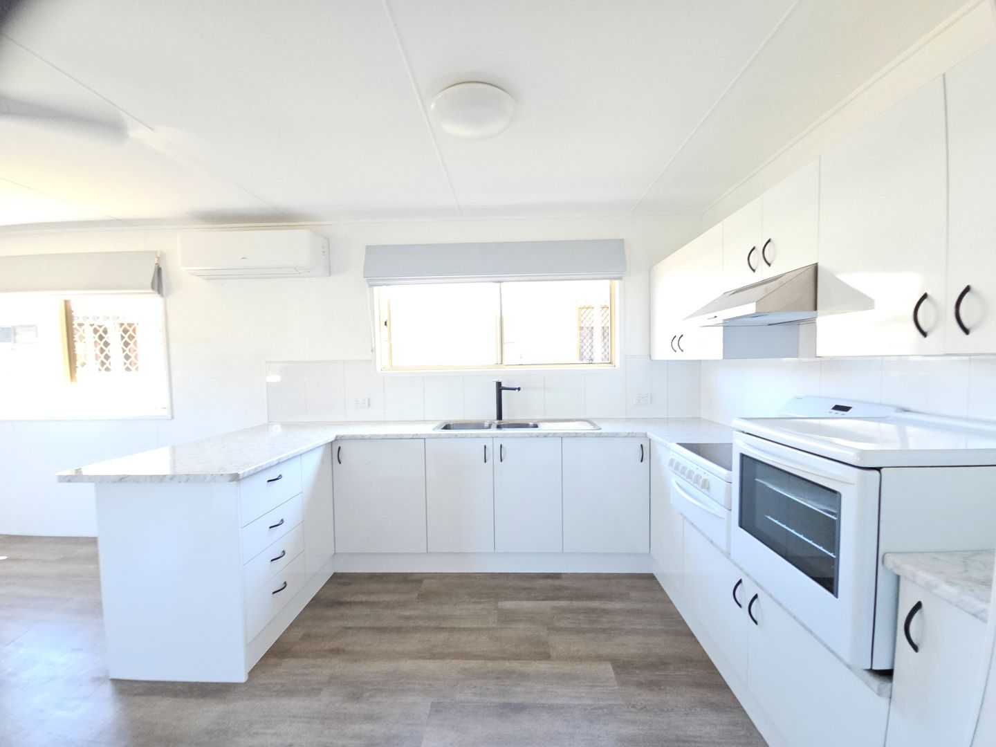 Stylishly upgraded 2-Bedroom House Ready &Right Where You Want to Be 