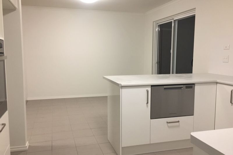 Newly renovated home nestled in a Green Thumb's paradise!