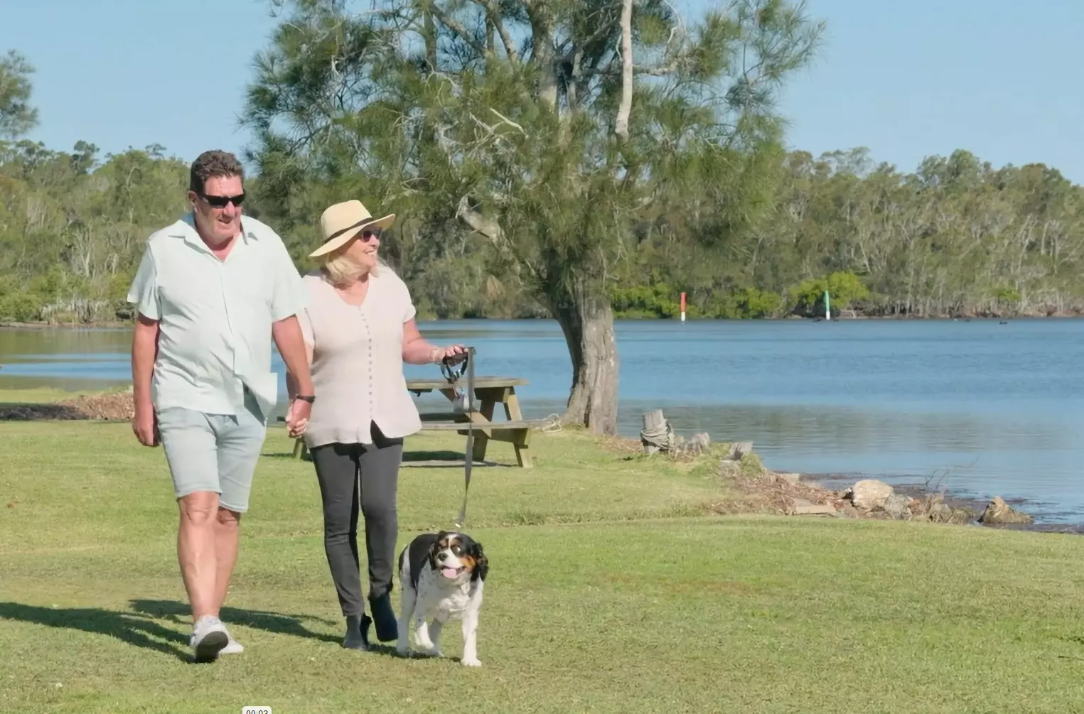 Discover Over 50s Lakefront Living