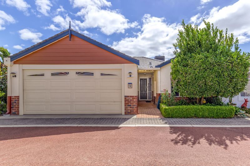 Great Location with Waterway Outlook