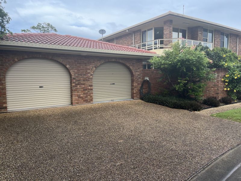 Under offer- Ground unit in a stunning waterfront location at the Governor's