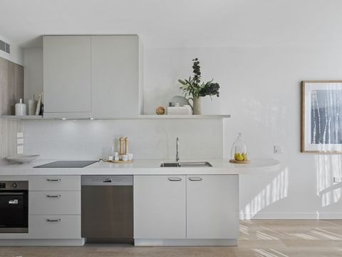 One-bedroom apartment with services