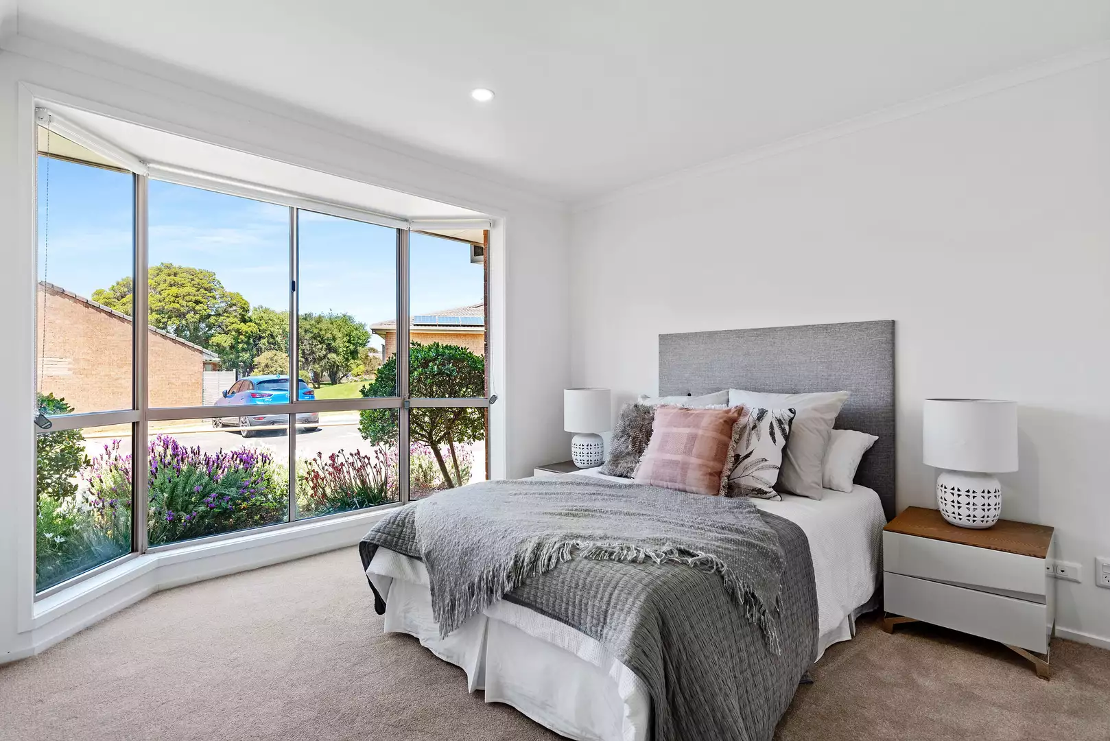 So close to everything, perfect 2 bed villa home!