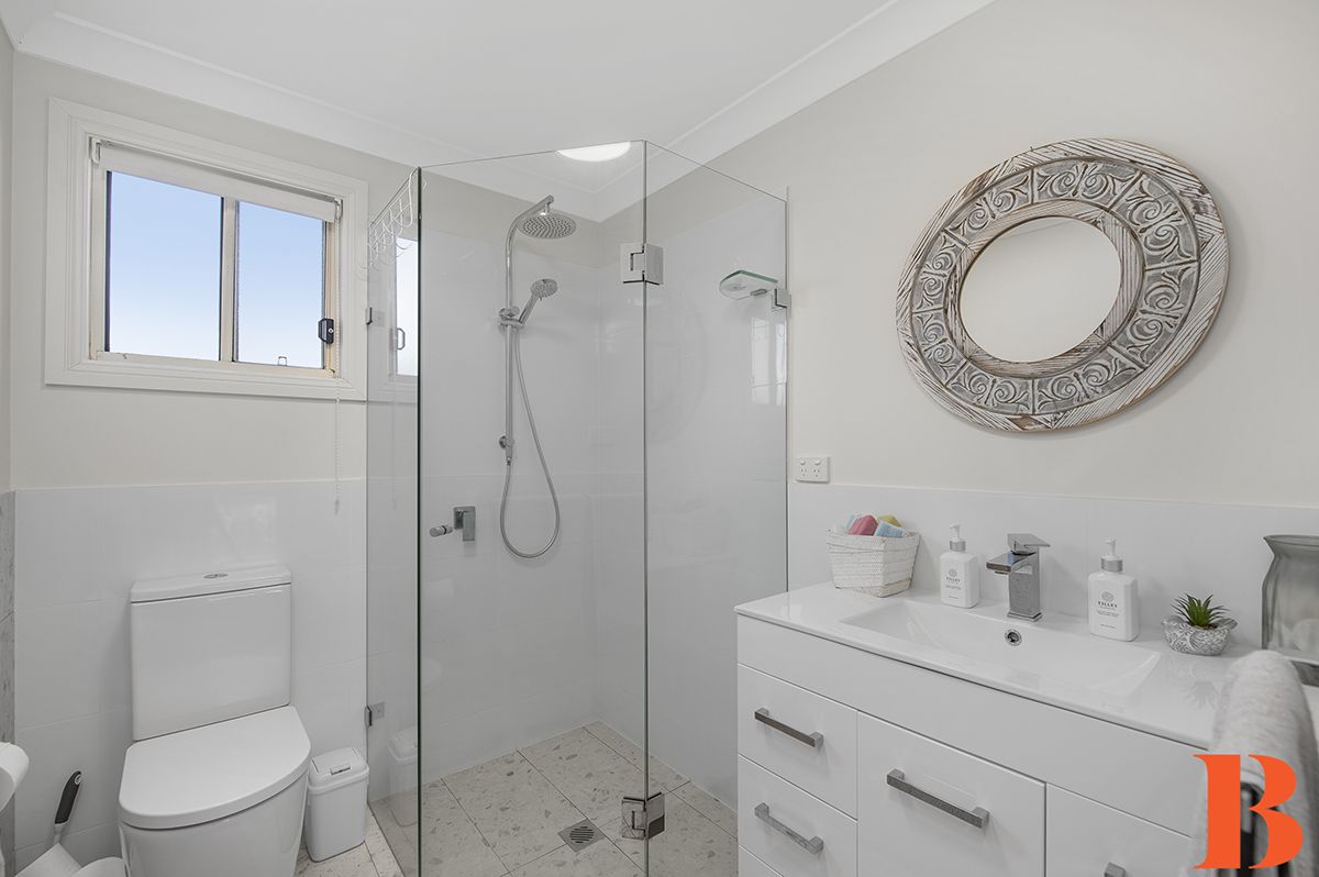 Extensive Renovation - Minutes walk to Swimming Pool and Community Centre