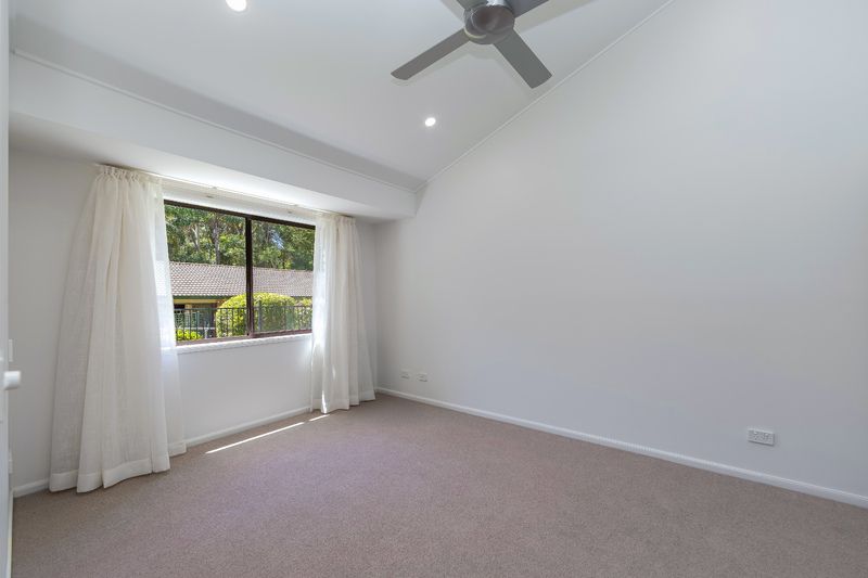 Stylish Serviced Apartment with Garden Access