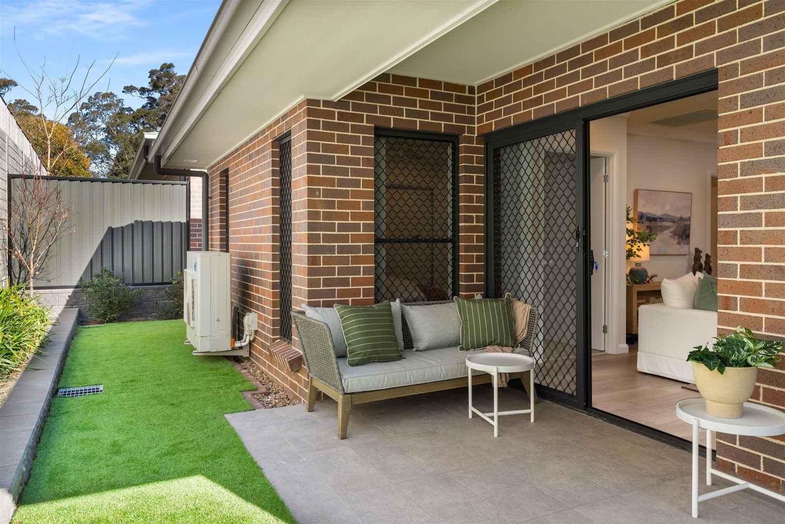 Villa 18 | 2 bed + 1 bath + powder