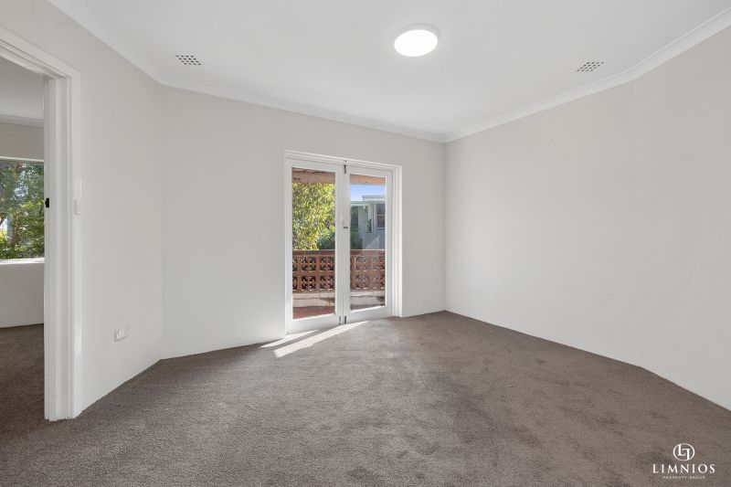 Scenic Hilltop Apartment