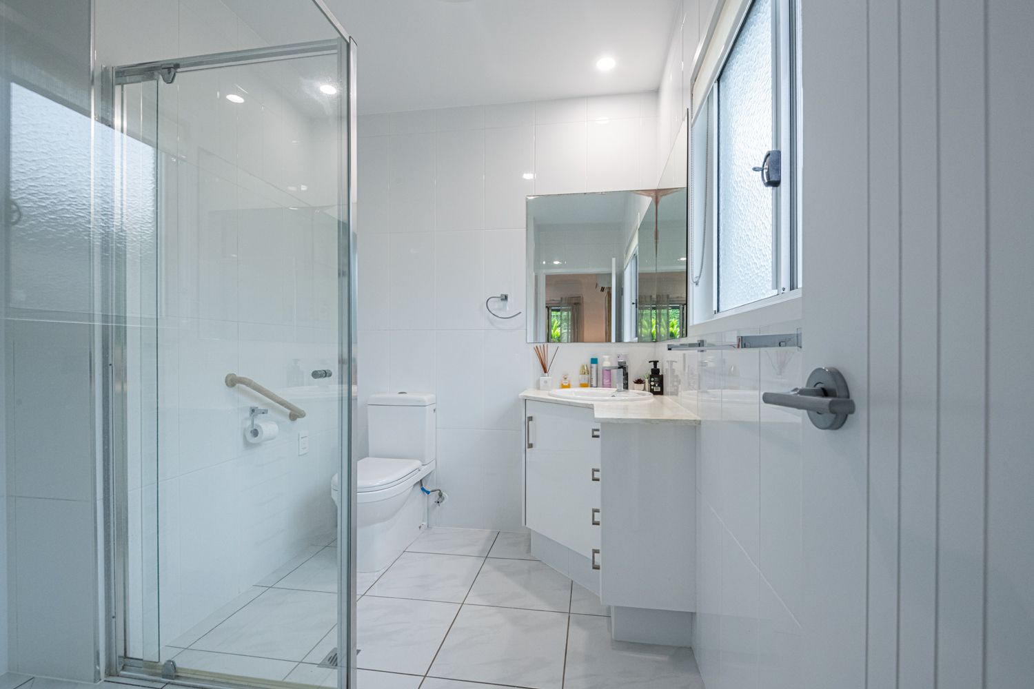 Comfort, Community & Convenience! 