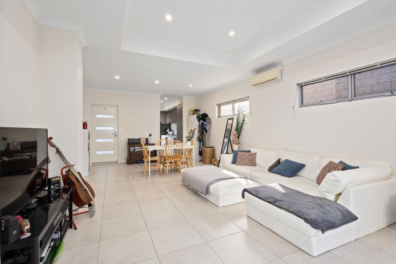 Spacious, Modern & Unparalleled Location!!