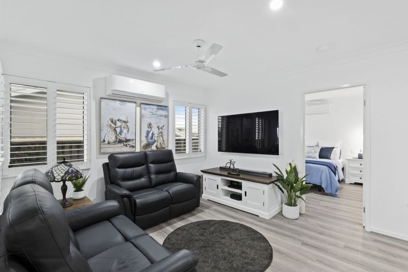 Beautiful Home
Don't skip this one- This two bedroom home is next level and not to be missed!