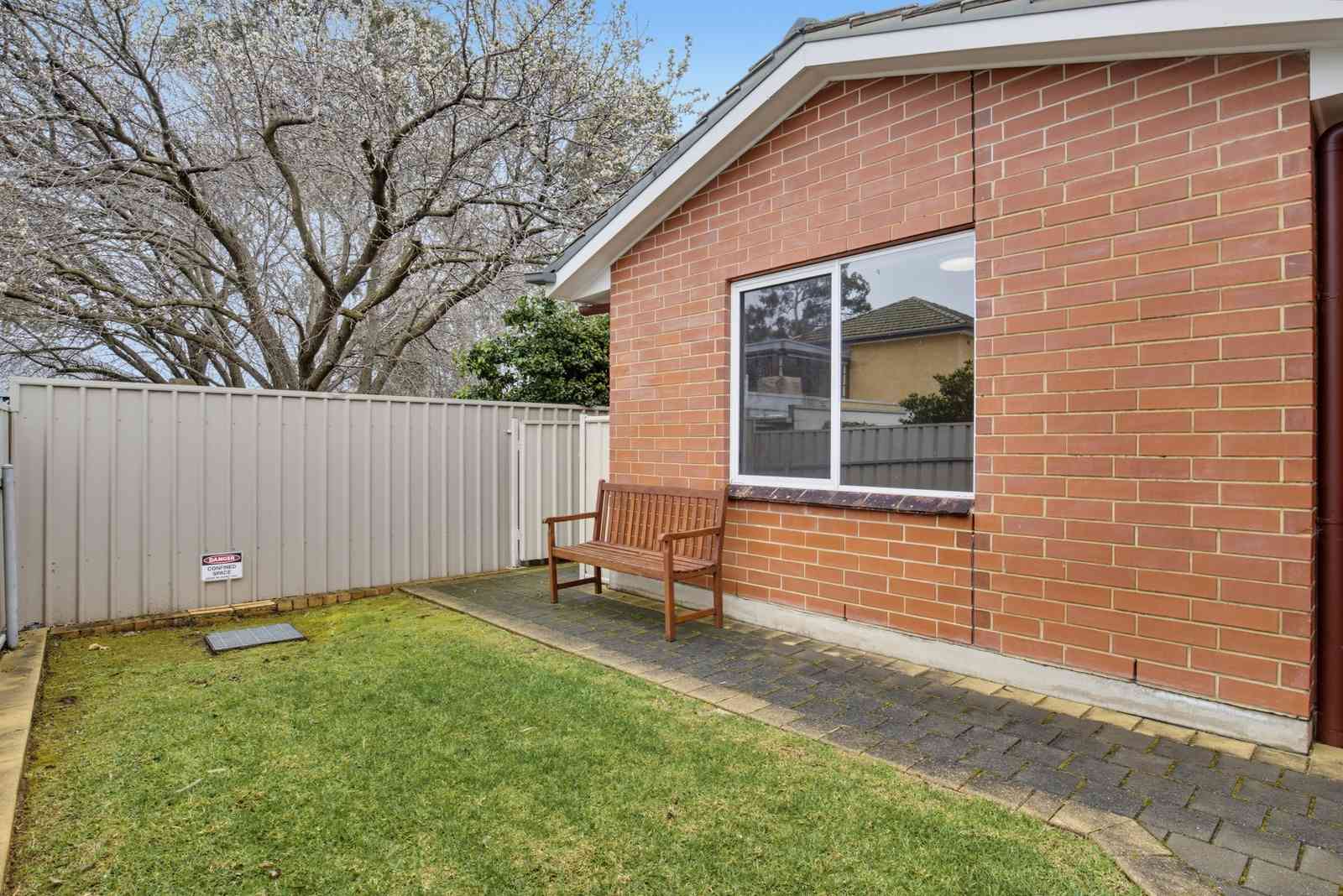 Over 55s living - A well-positioned 1 bed home