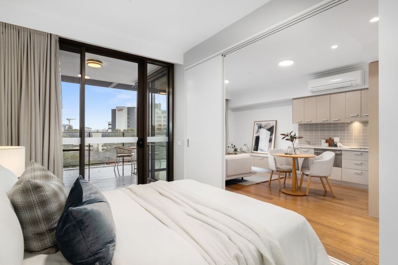 UNDER OFFER - Ultra Convenient Lifestyle