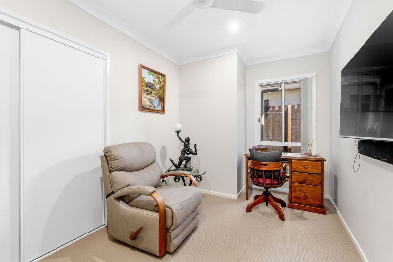 Beautiful Two bedroom Home + Study