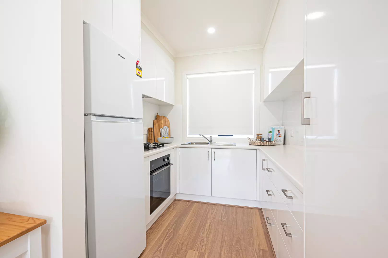 Seaside Sophistication at Fairfield Lodge Awaits