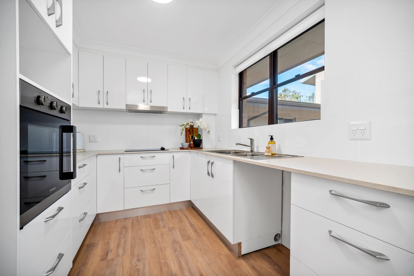 Spacious and Light-filled 2 Bedroom Home