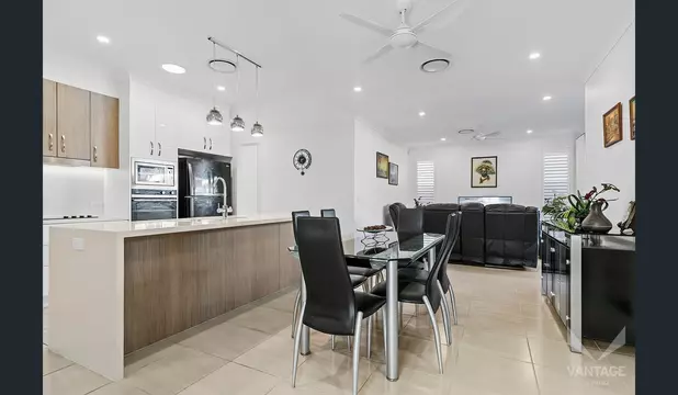 Your Ideal Retreat - Elegant 3-Bedroom Home with dedicated Study