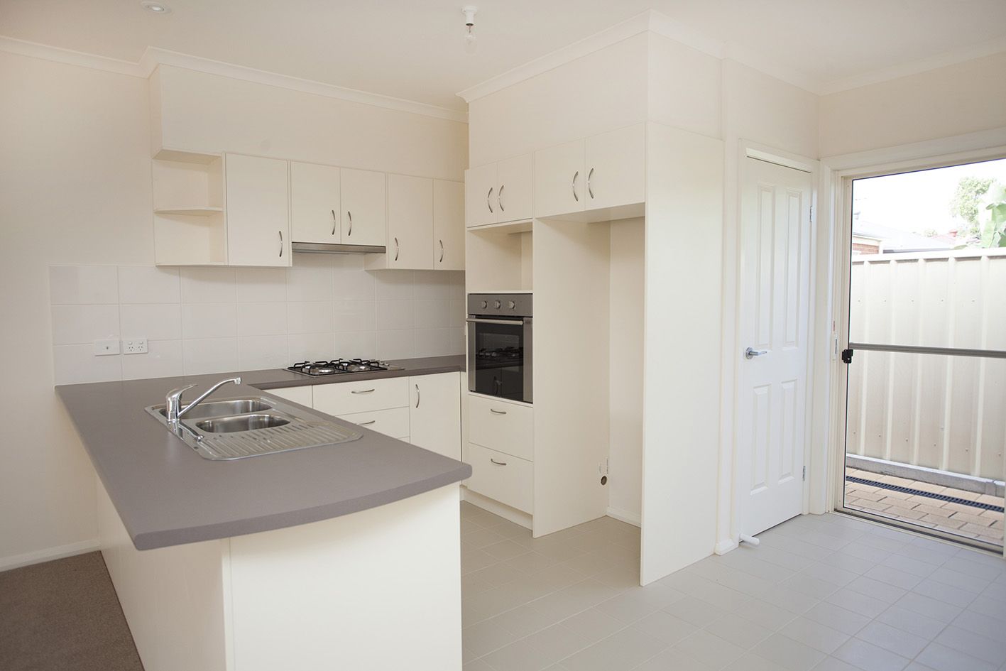 15 Plympton Mews, modern, 2 bedroom villa within a friendly community