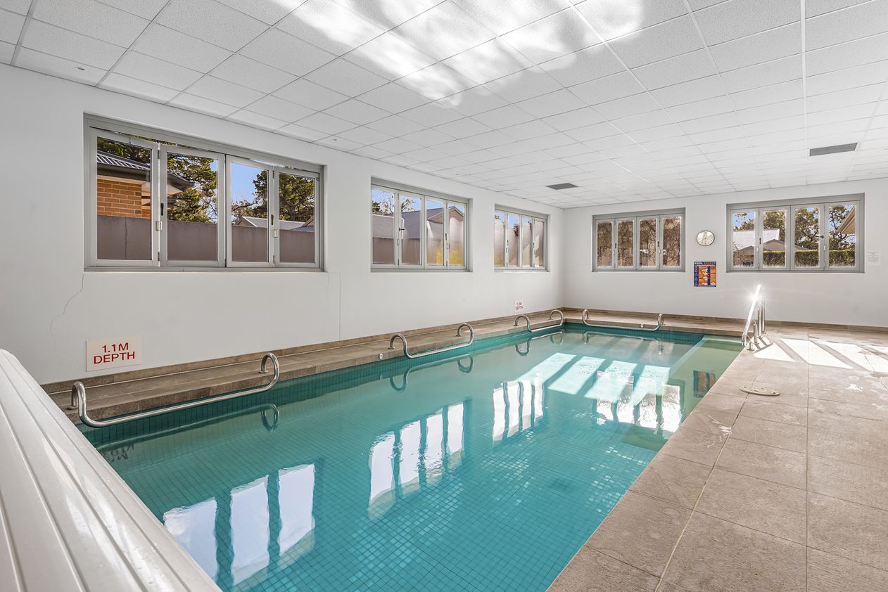 Modern, Oversized Two Bedroom Villa with Plenty of Natural Light and Courtyard