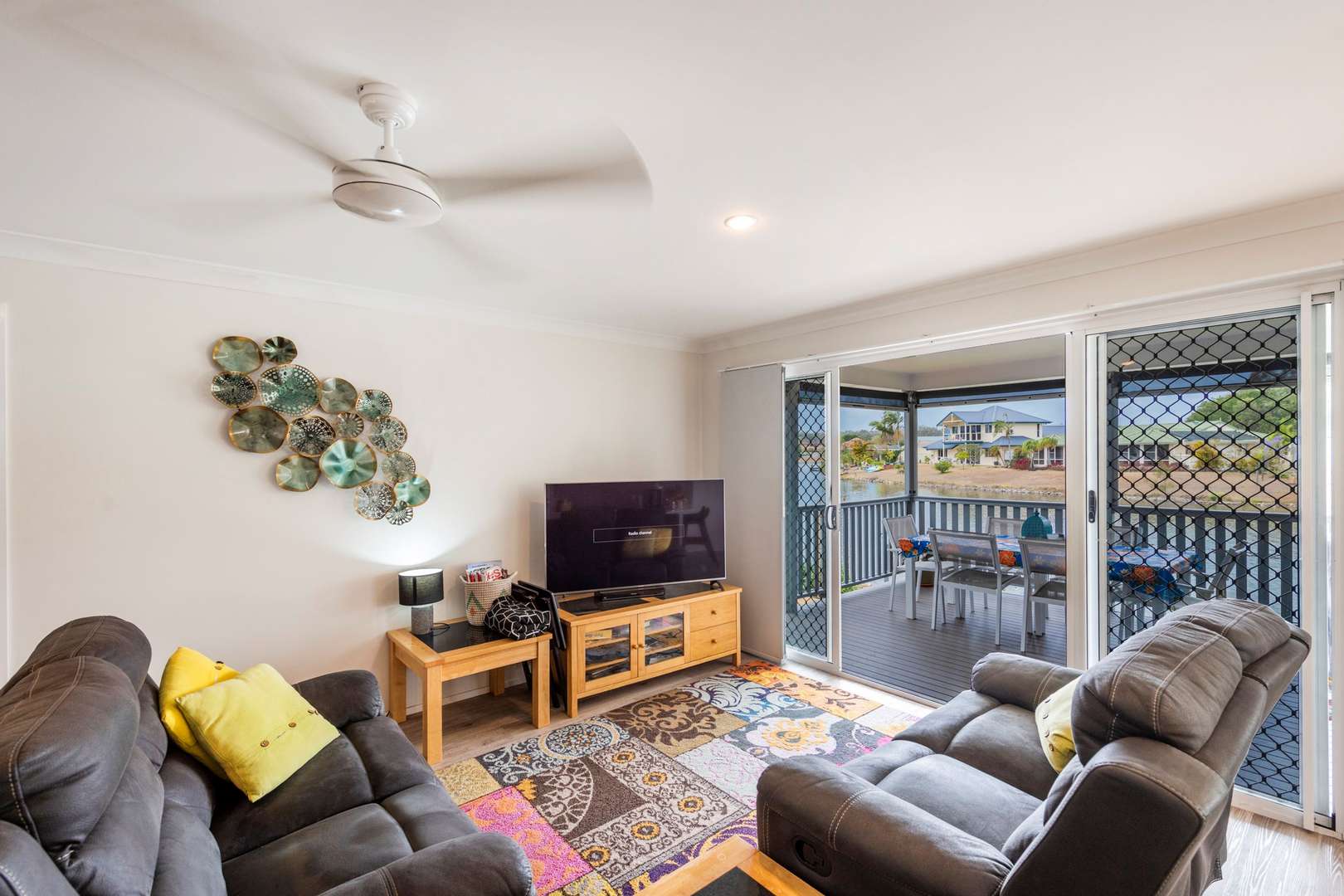 Palm Lake Yamba - Uninterrupted Water Views