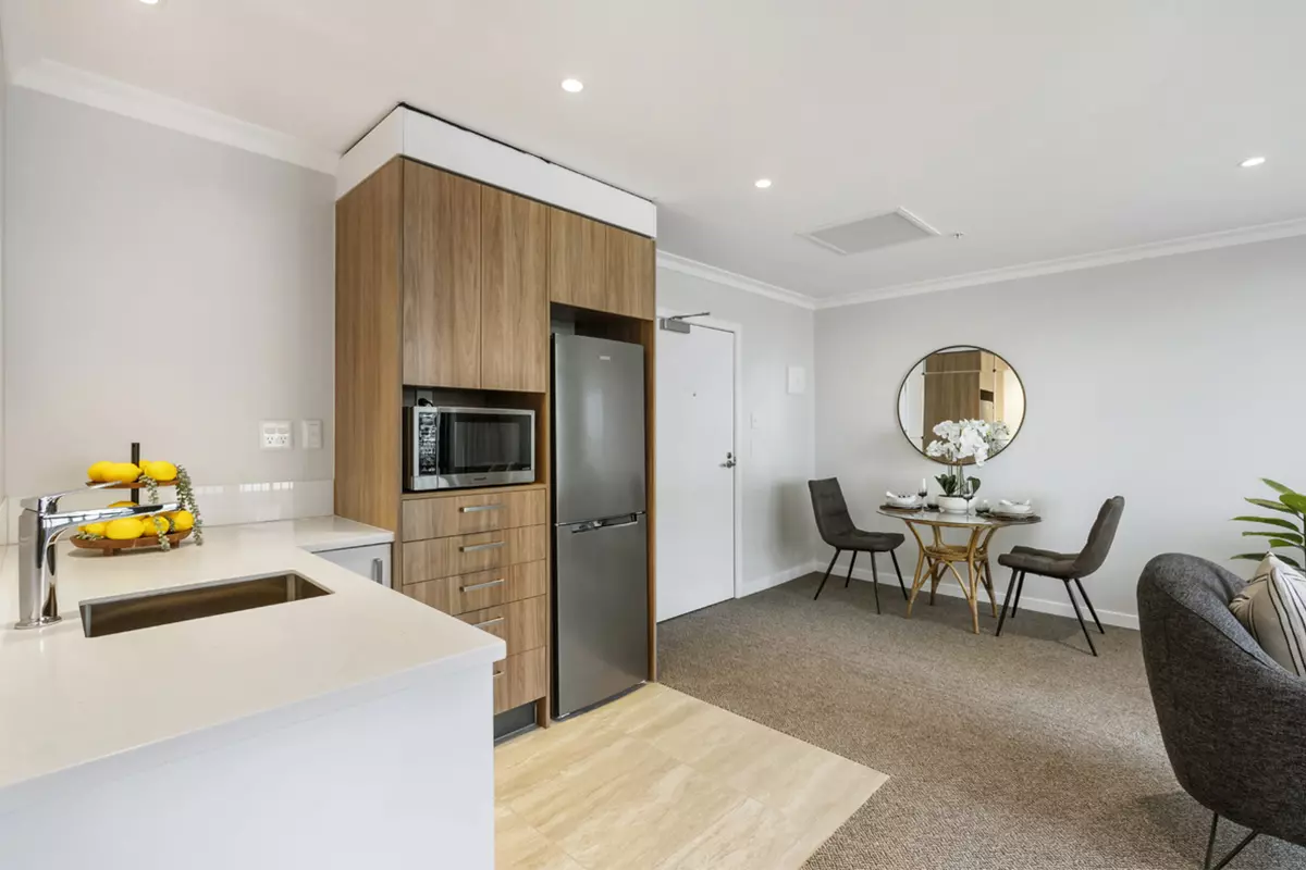 Independence with support