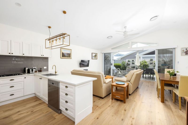 Elegant Three Bedroom Home + Beautiful Gardens