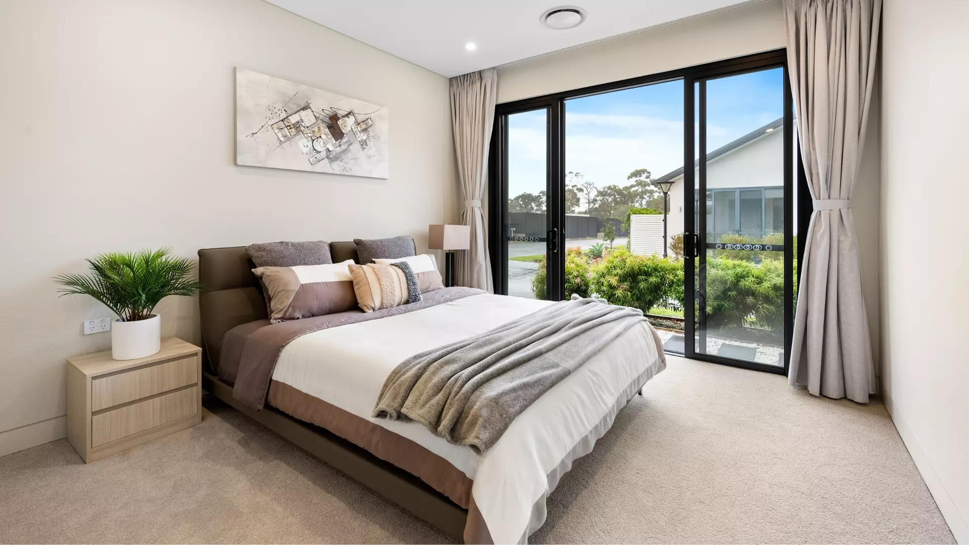 North-Facing Living with Generous Outdoor Space