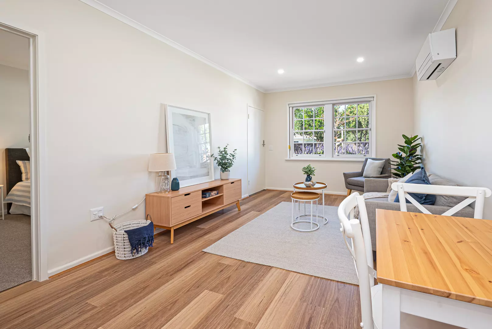 Are you aged 65 years or older and no longer working full time? Discover your independent retirement living beachside bliss at Hove