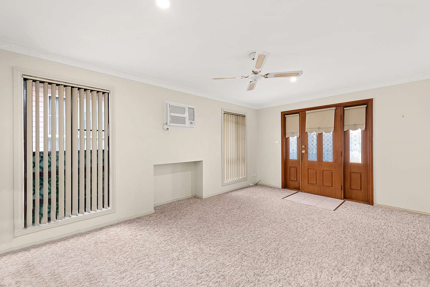 Broadlands Green Point - Serene outlook - Superb Home