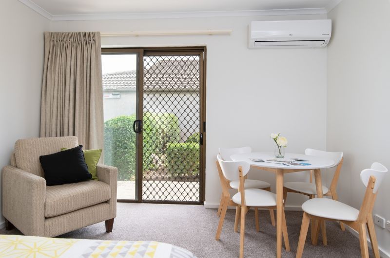 Stylish Serviced Apartment in the Stunning Tarragal Manor 