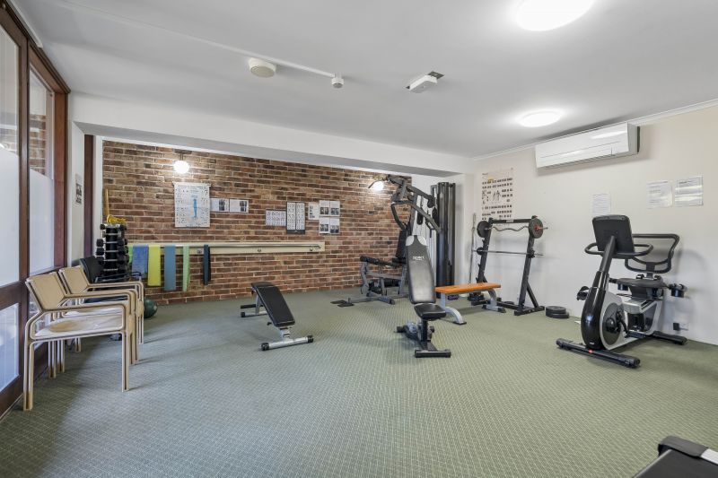 Ready to move in - Renovated serviced studio apartment - independent retirement living, Northern Beaches