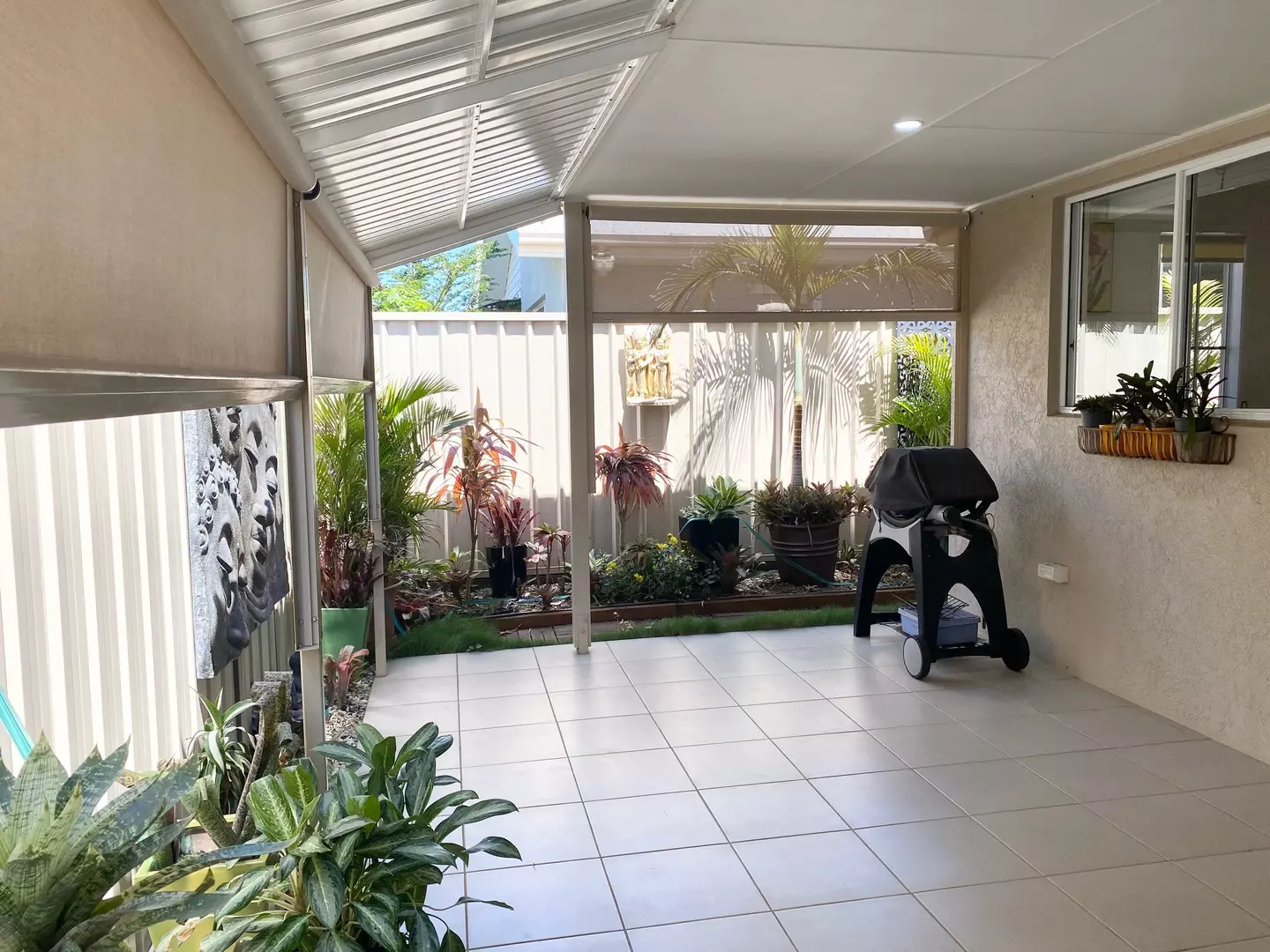 STYLISH SPACIOUS HOME – GREAT FOR THE ENTERTAINER