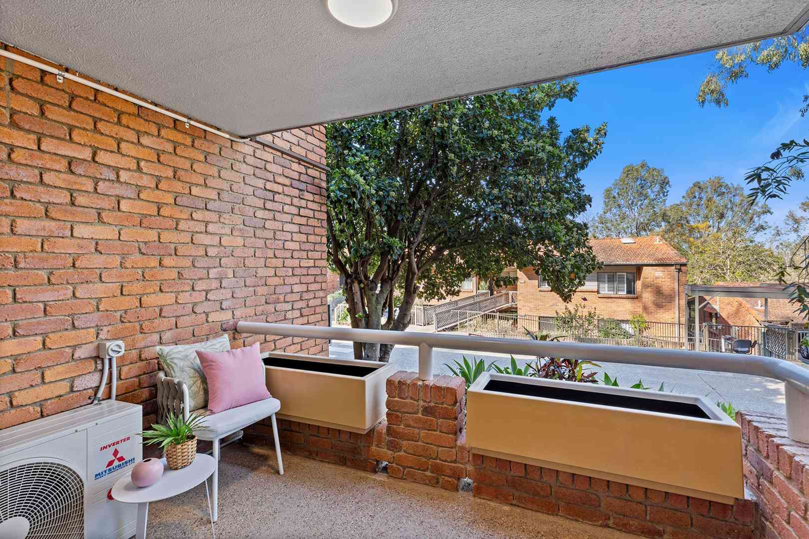 Comfortable, Easy-Care Retirement Living