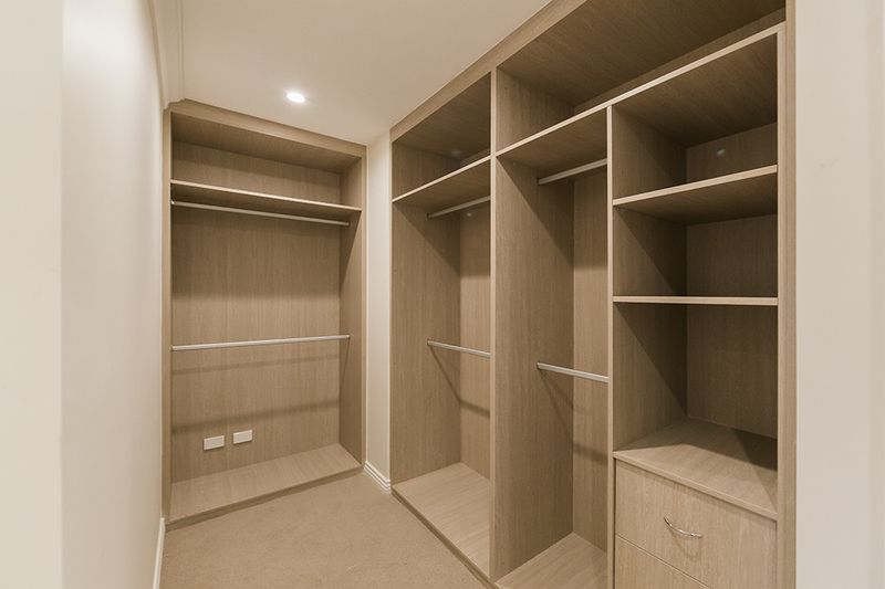 Elevated Apartment with Views Over Rushcutters Bay