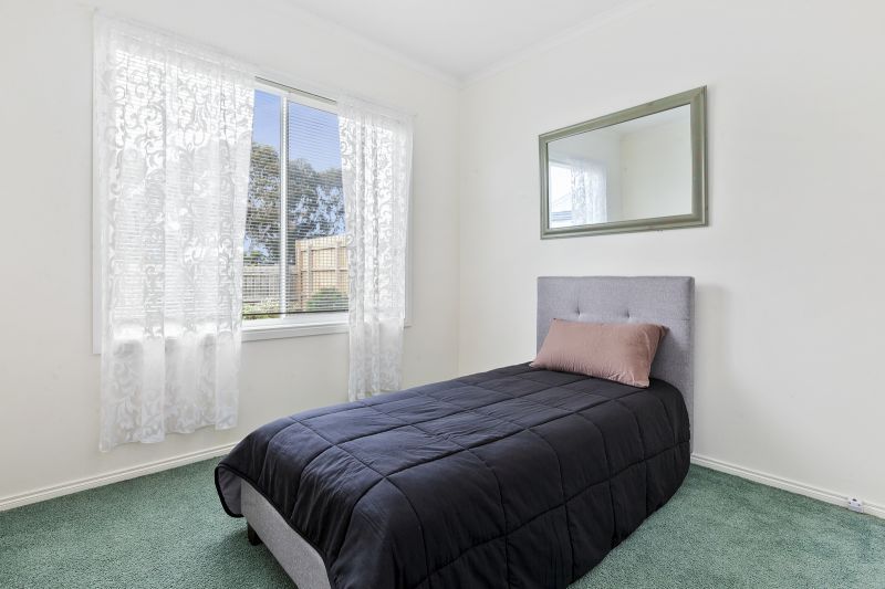 Charming Two-Bedroom Home with Beautiful Gardens