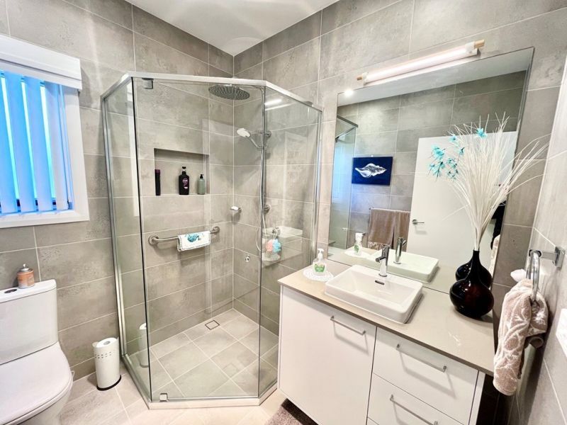 THREE BEDROOM BEAUTY