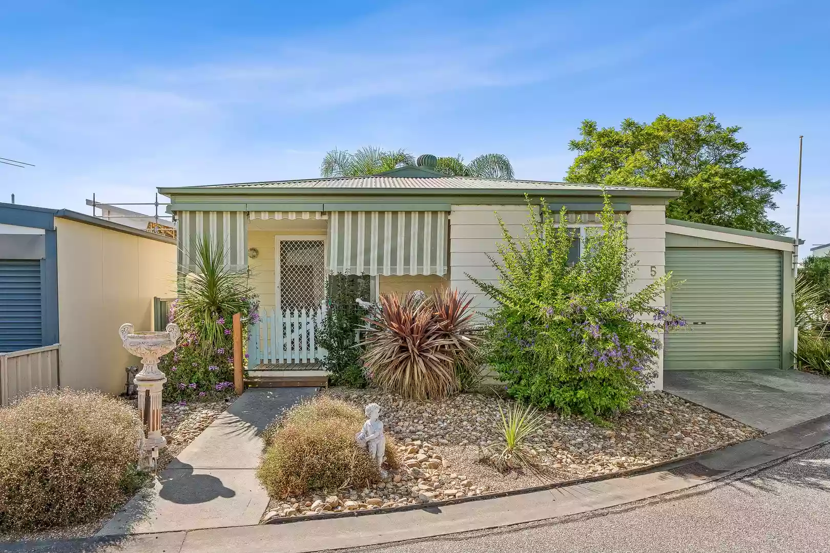 5 Glade Drive Bangholme - Palm Lake Resort Willow Lodge