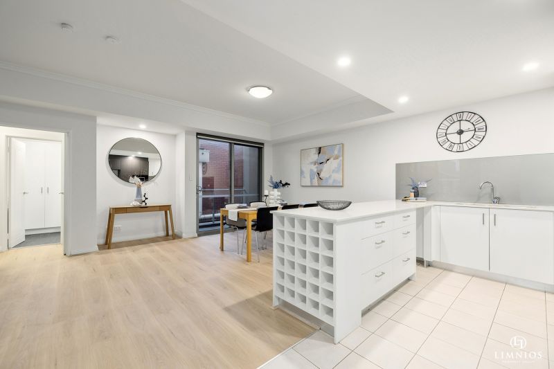 Boutique City Fringe Living with Rare Lifestyle & Investment Flexibility