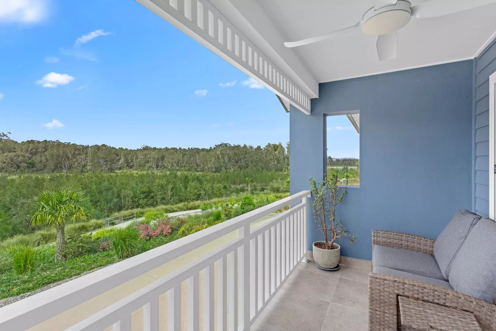 Rare Private Corner Block & Lake Views