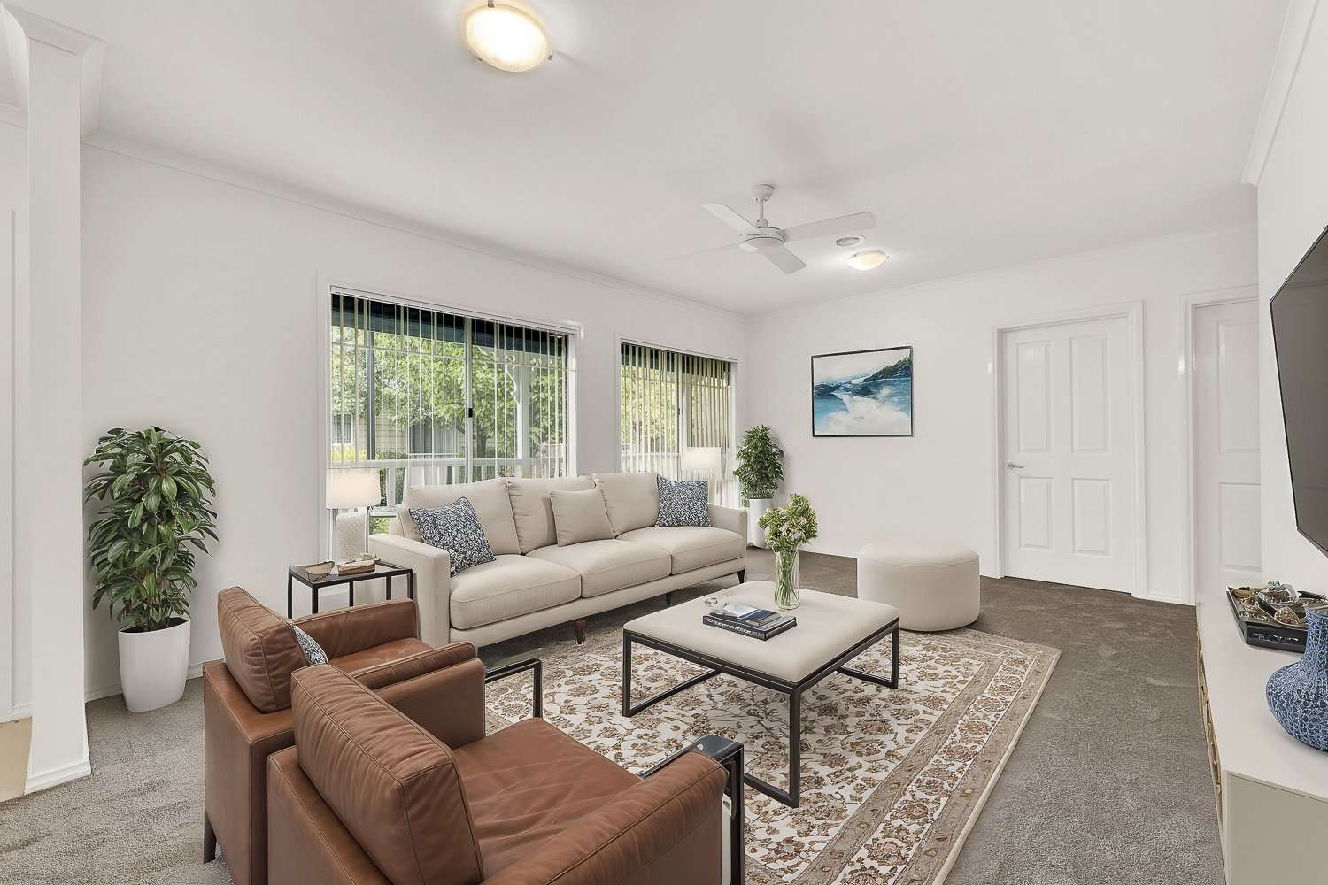 Lifestyle Communities Seasons - Charming ranch-style home