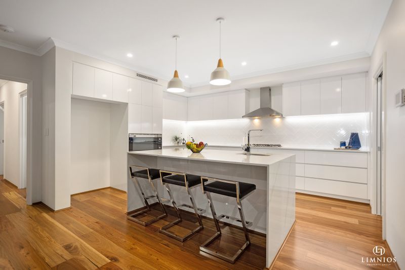 Seaside Living At It's Best!