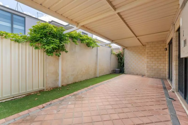 Easy Living Family Home!