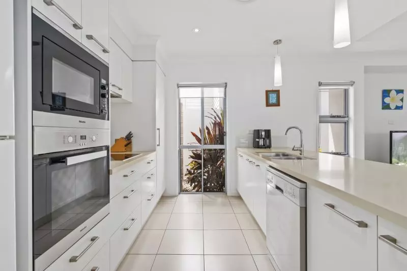 Site 22 - Established Sea Crest