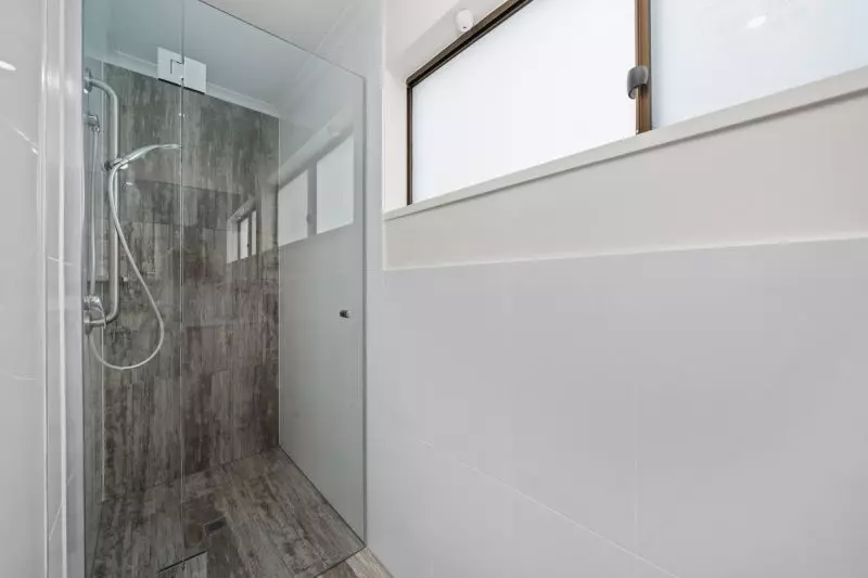 Modern villa with views of Bilton Bay