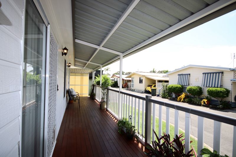 The Palms Village - Over 50's Pet Friendly Lifestyle Village