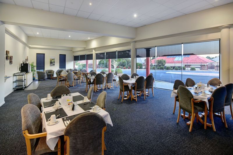 Independent Living Units & Serviced Apartments