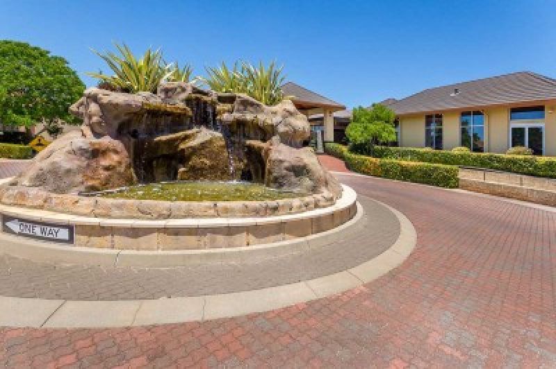 ARCADIA WATERS MADDINGTON - Massive Price Reduction